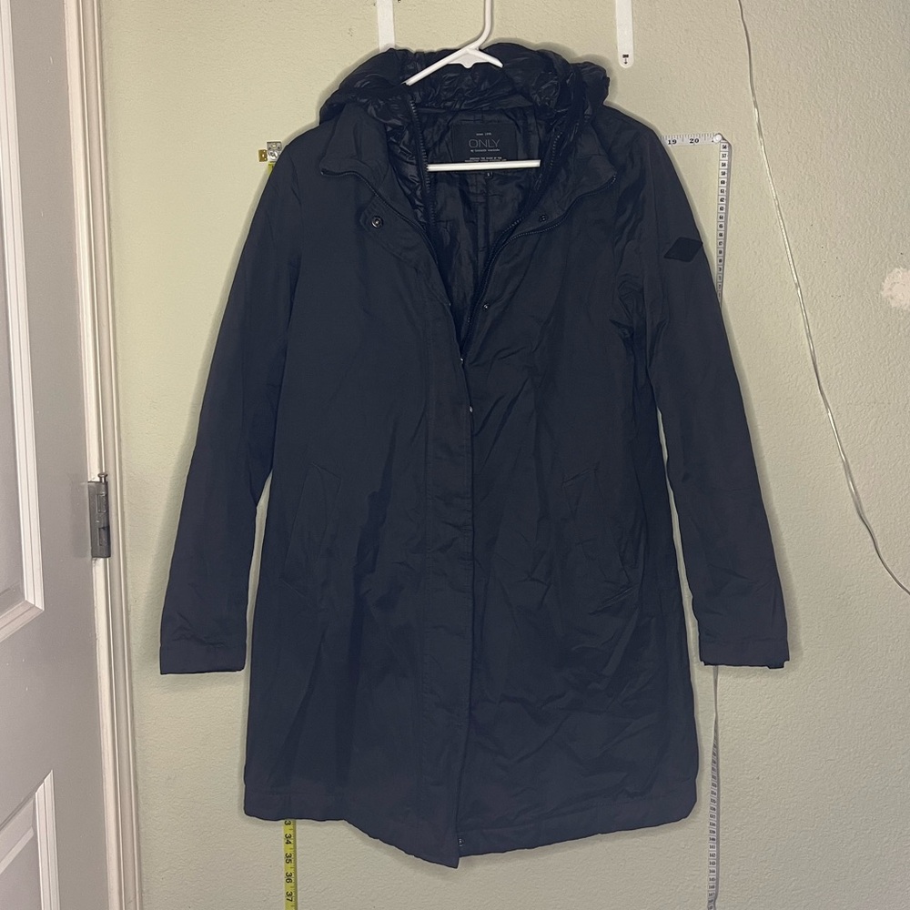 Only Women's Black Hooded Puffer Jacket